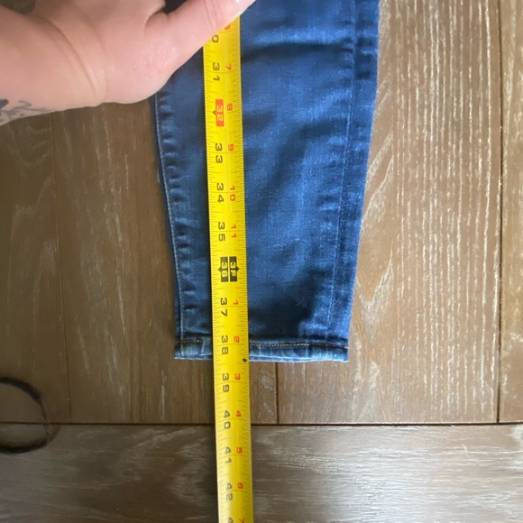 Good American Jeans See description for sz - Picture 3 of 9